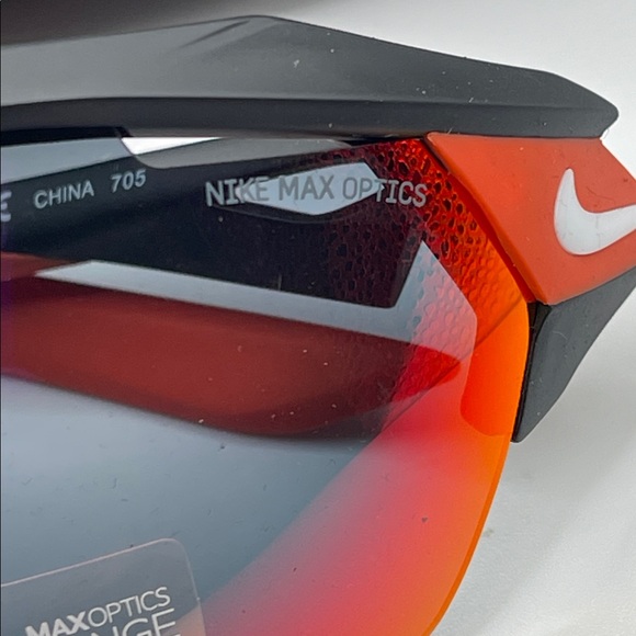 Nike Max Optics Hyperforce sunglasses - Picture 3 of 11